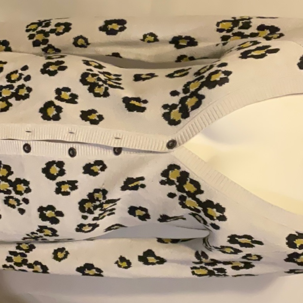 Cabi KiKi Cardigan Size XS